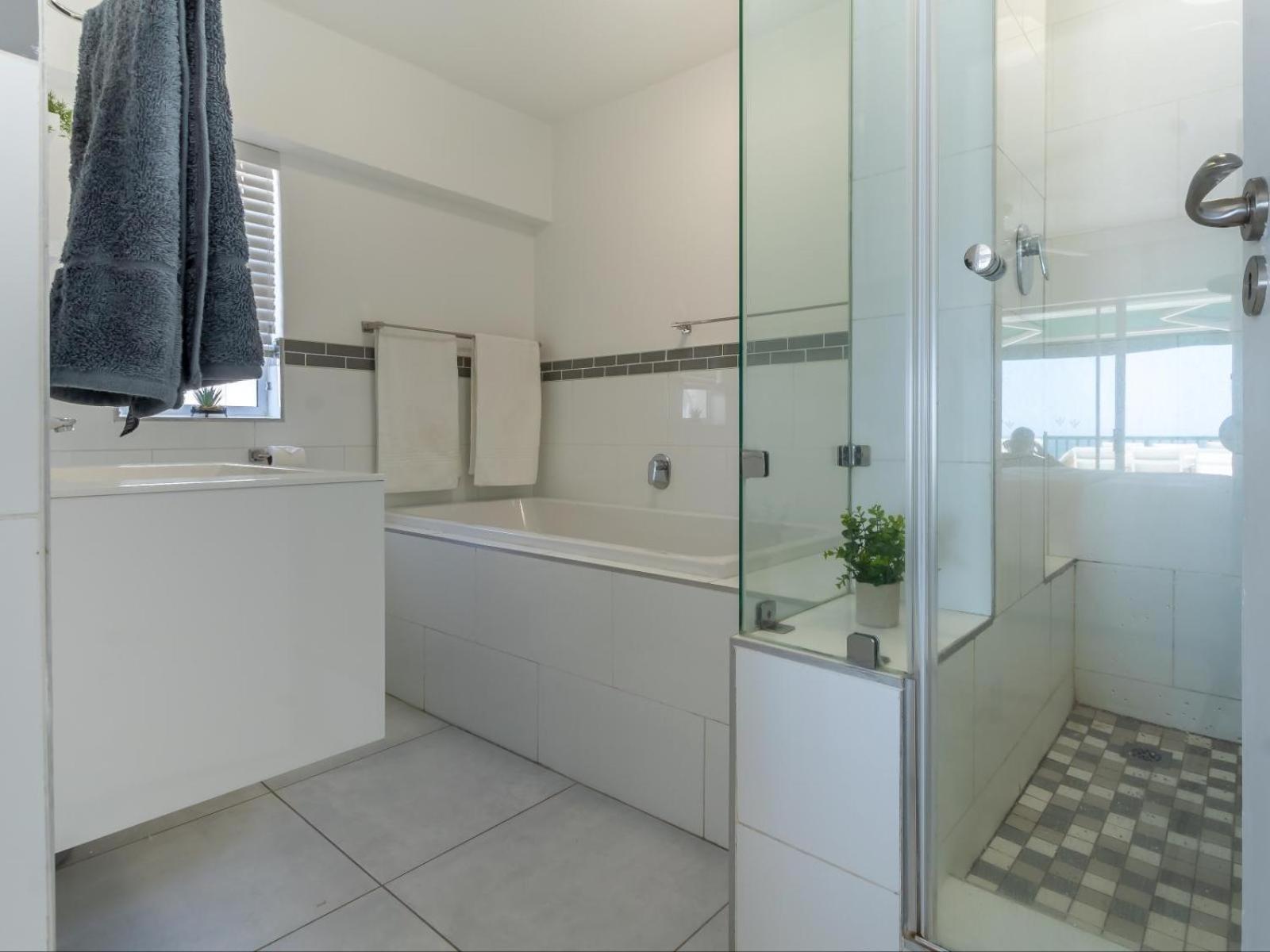 Skiathos At Beachfront Apartments In Shakas Rock Ballito Room photo